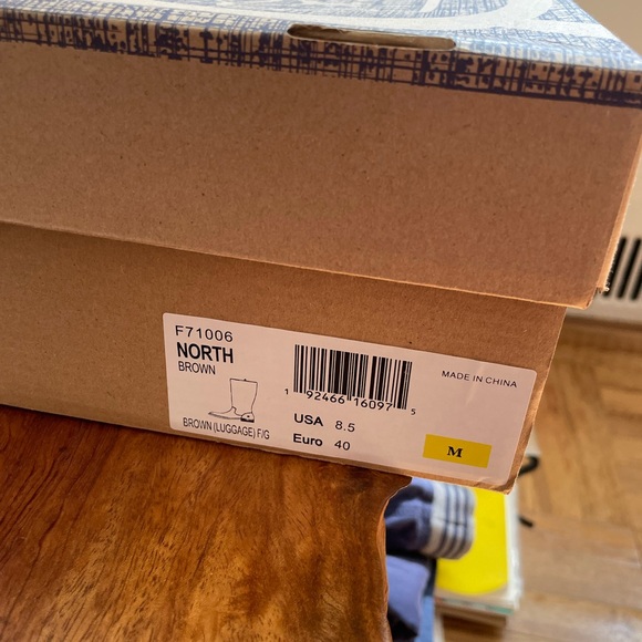 Born Women's Riding Boot, Saddle colored Leather Knee-High, size 40 (US 9) - Picture 5 of 8